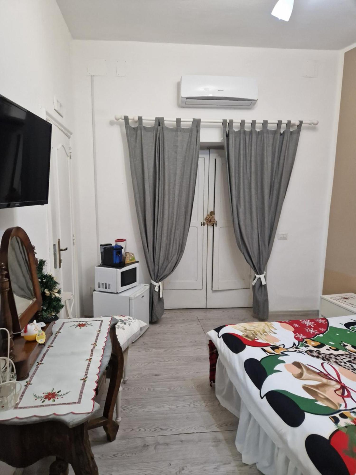 Affittacamere Cecco Rooms Равелло Экстерьер фото