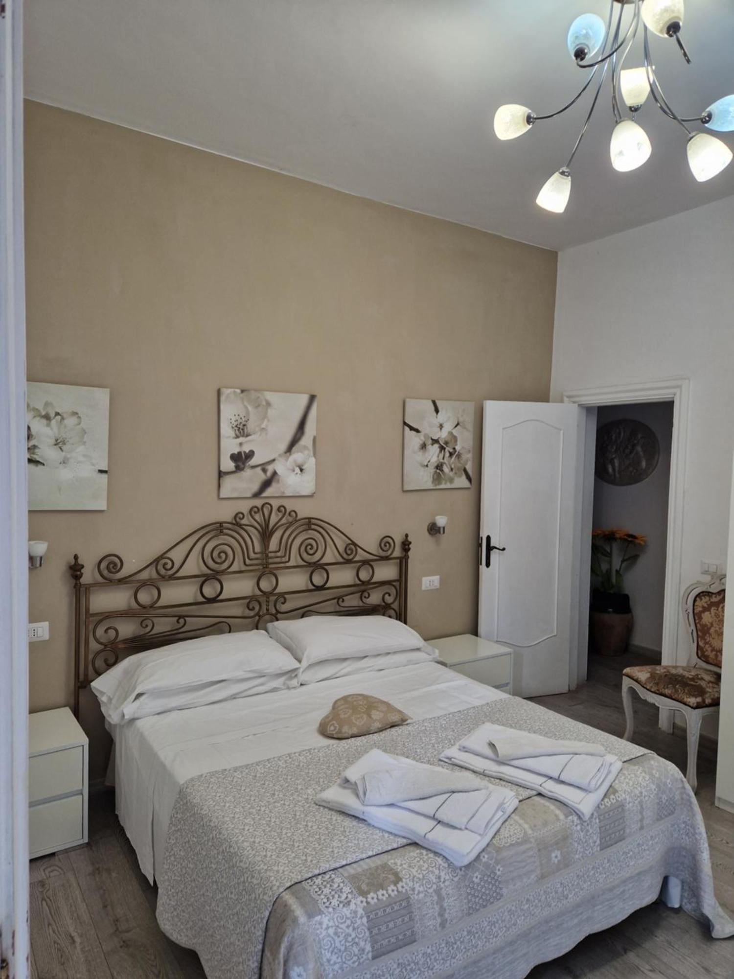 Affittacamere Cecco Rooms Равелло Экстерьер фото