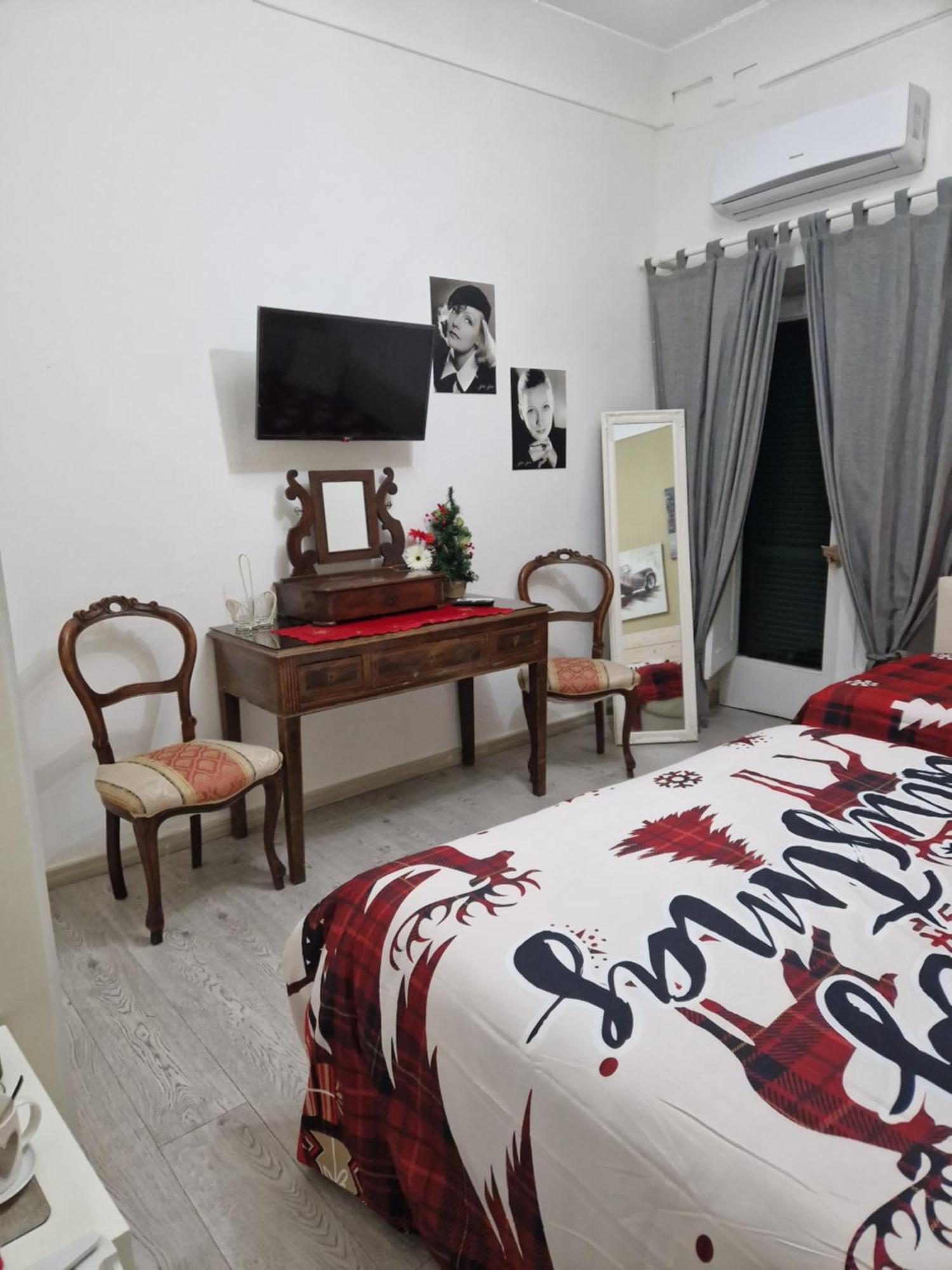 Affittacamere Cecco Rooms Равелло Экстерьер фото